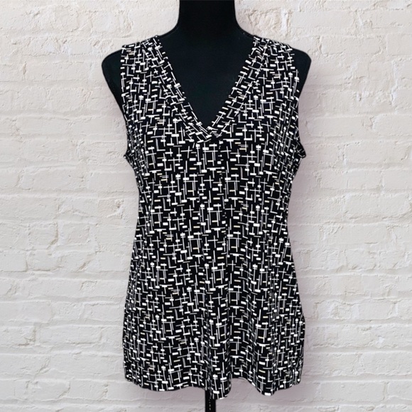 WHBM V Neck Black & White Sleeveless Top Size M - Picture 2 of 6